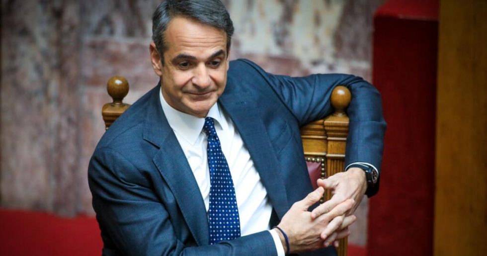 Ωρα «απολογίας» για τα σκάνδαλα